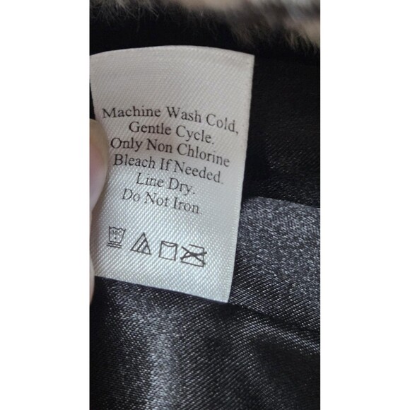 Coldwater Creek Vest Womens XL Gray Black Faux Fur Animal Print Zip Front - Picture 8 of 8